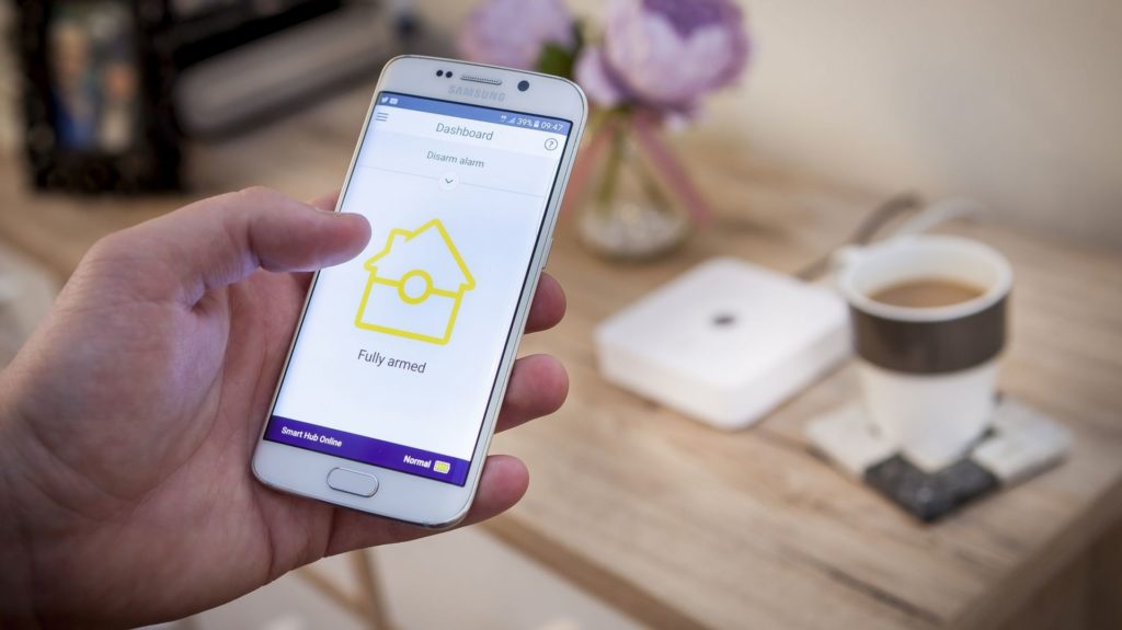 Дом под знаком IQ