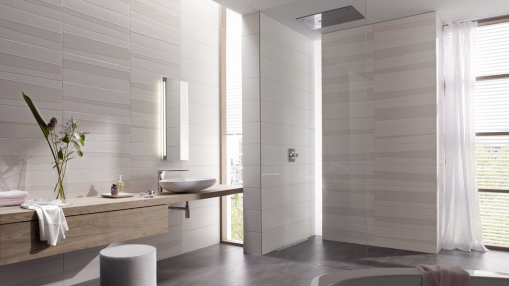 На что обращать внимание при выборе душевой кабины?