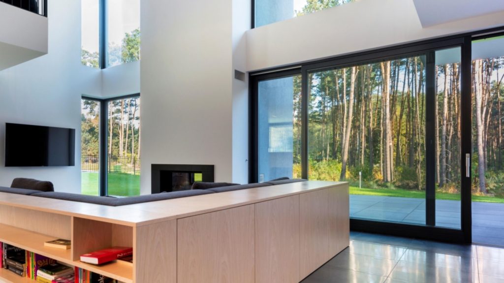 Окна для современных интерьеров