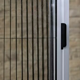 Москитные сетки в Алматы: защита от насекомых