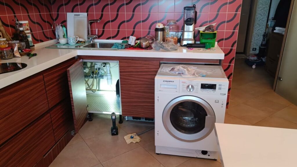 Установка встраиваемой стиральной машины