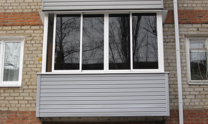 Преимущества остекления балконов